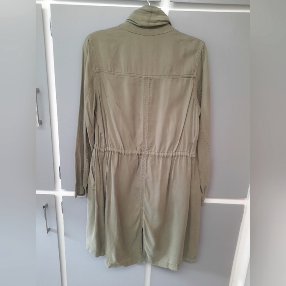 Light weight spring/fall Jacket - Picture 2 of 5